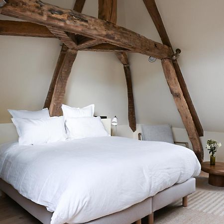 Hotel Les Pres Saint-Hilaire-le-Chatel Kültér fotó
