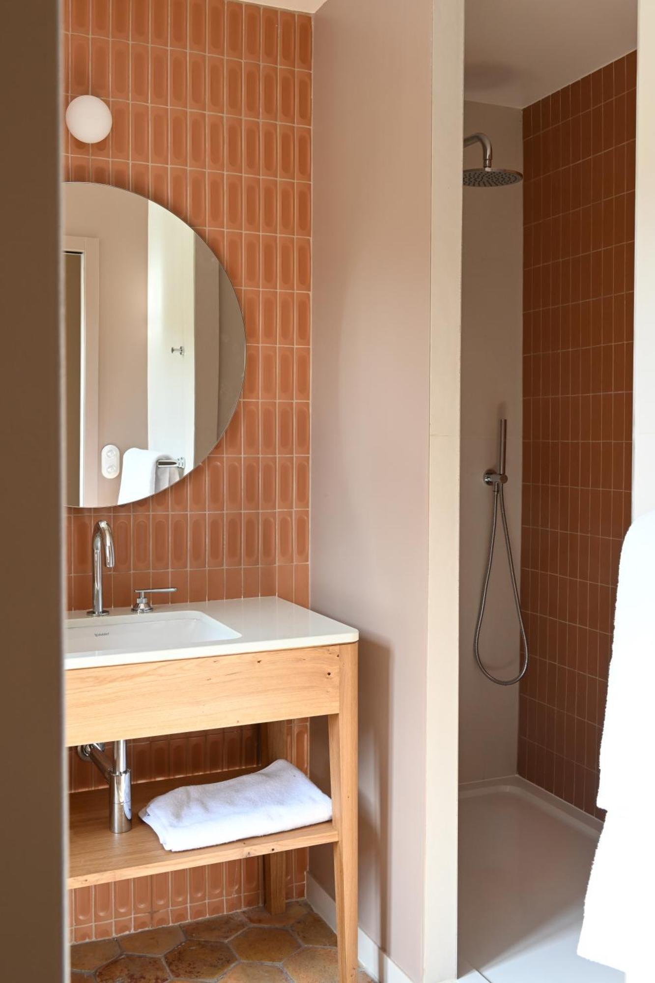 Hotel Les Pres Saint-Hilaire-le-Chatel Kültér fotó
