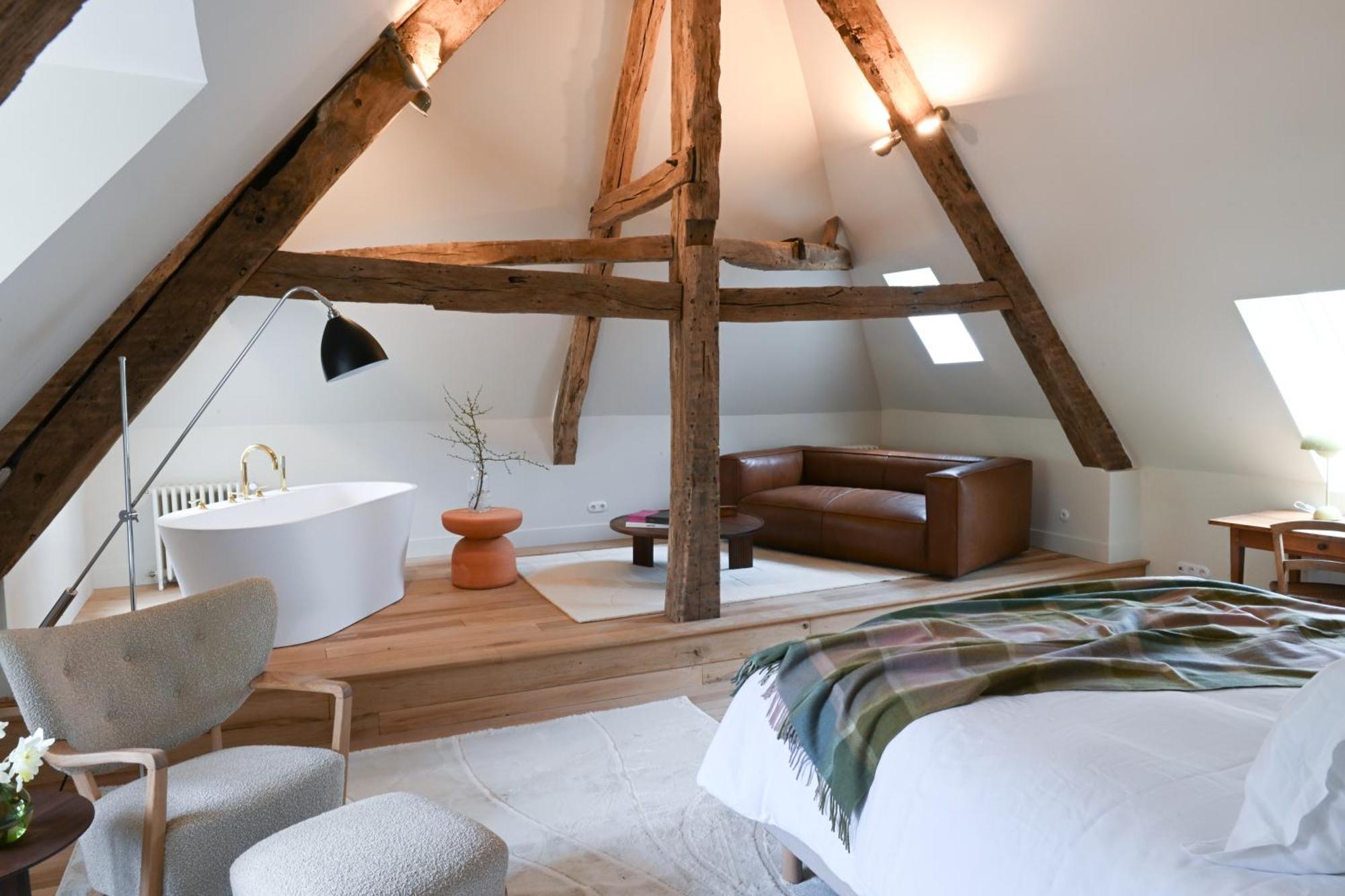 Hotel Les Pres Saint-Hilaire-le-Chatel Kültér fotó